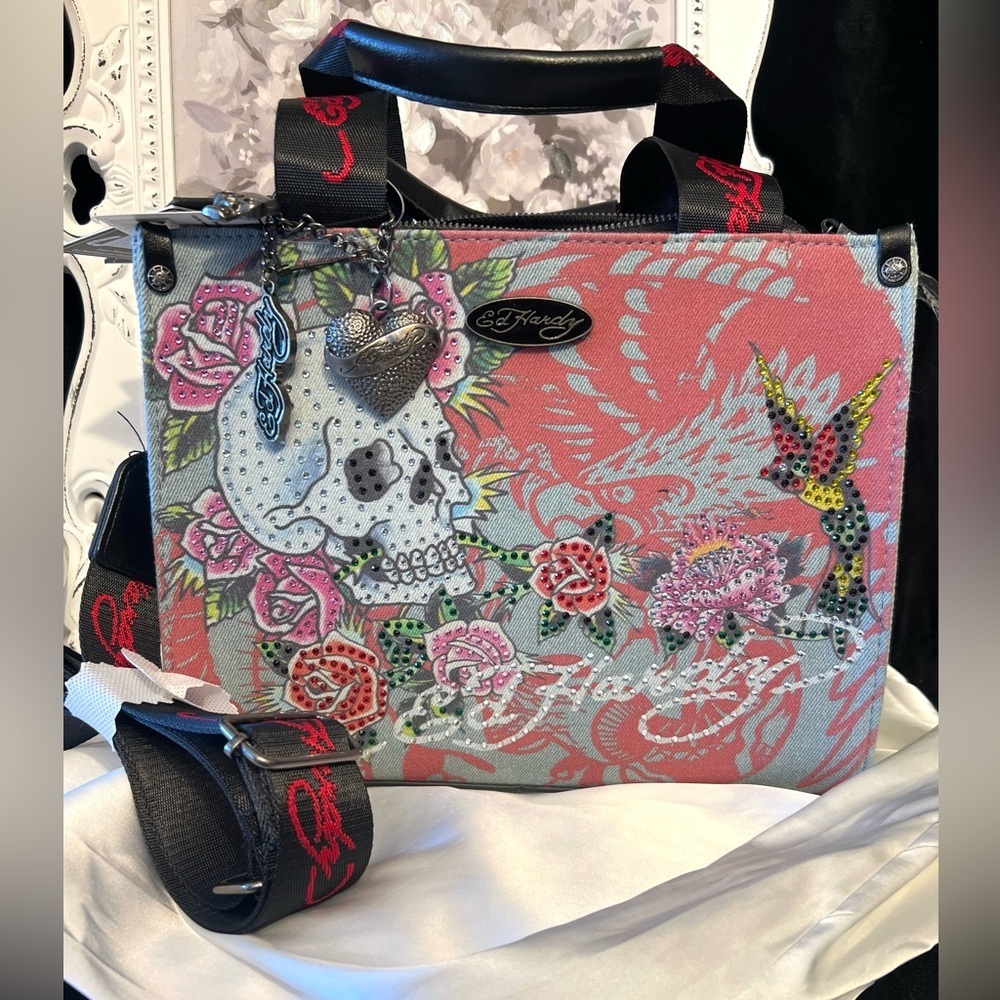 🌹☠️Ed Hardy Skull Rose Rhinestone Denim Tote🌹☠️-NWT - Picture 15 of 17